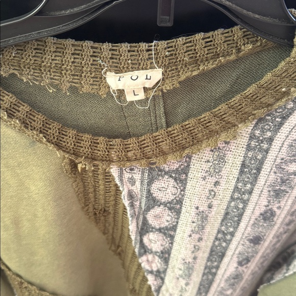 POL green patchwork top - Picture 2 of 5